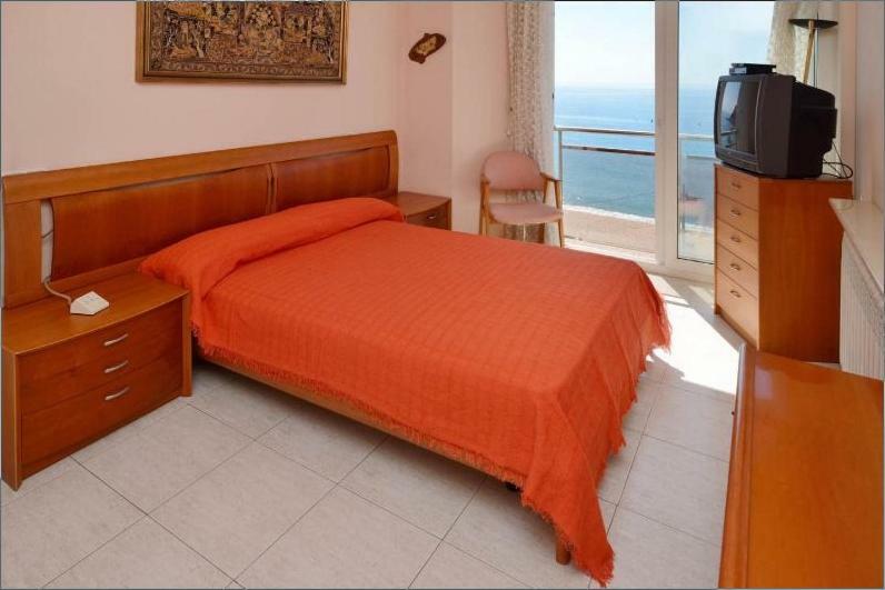 Apartament Ima Lloret de Mar Bagian luar foto